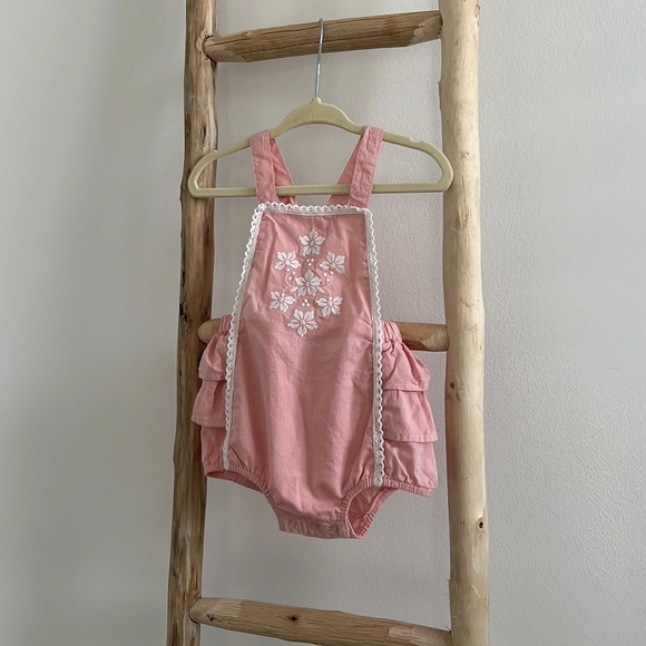 Boho Romper with Embroidery Size 6-9 months - Picture 1 of 7